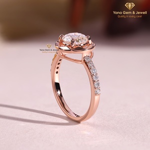 Bague de fiançailles personnalisée pour femme, coupe ronde, diamant CVD cultivé en laboratoire de 1,00 carat, or massif 14 carats, couleur D, clarté VVS2, certifié IGI - Product Image 3