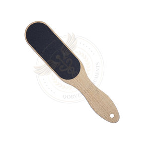 Râpe à pieds double face à long manche en plastique pour pédicure, éliminateur de callosités et peaux dures, design tendance - Product Image 3