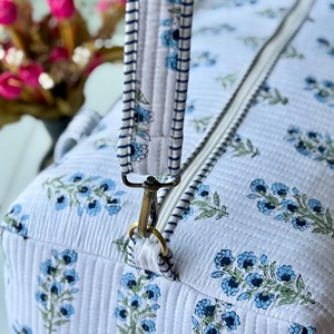 Cotton Floral Duffle <b>Bag</b> With Zipper Closure Large Capacity <b>Travel</b> Weekender Tote Shoulder <b>Bag</b> - Product Image 4