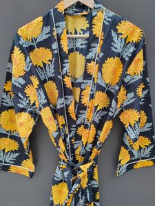 Bata Kimono de Algodón Floral Negra para Mujer, Larga, de Manga Larga, Informal, para Dormir, con Cuello Mandarín, Tejido Estampado - Product Image 4