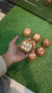 Tùy chỉnh 2.5 inch đánh bóng bằng gỗ Cube 6 mặt tập thể dục xúc xắc với Laser khắc góc tròn vuông tập thể dục đồ chơi - Product Image 3