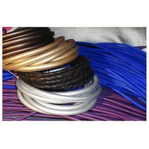 Cordons cousus en cuir élégants dans des couleurs fantaisie imperméables pour chaussures sacs bijoux vêtements textiles de maison avec finition cirée - Product Image 1