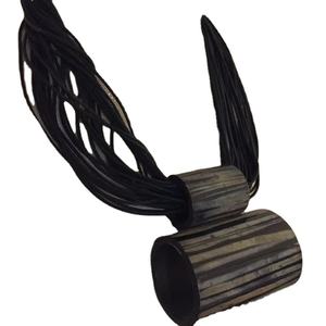 GRAVÉ Nouvelle Arrivée Buffalo Ox Corne Collier Poli Animal Style Os Bijoux Conception Naturelle Perles Femmes Filles De Mariage - Product Image 1