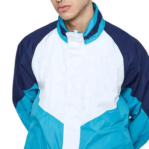 Survêtement d'été en satin pour homme avec coupe-vent à fermeture éclair frontale et capuche imperméable triple ajustement thermosoudée - Product Image 4