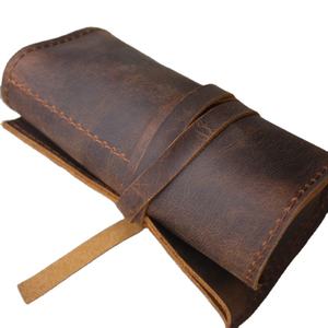 Rollo de reloj de cuero genuino Estuche de reloj de cuero grabado Rollo Hombres Mujeres Organizador de viaje Rollo de reloj de viaje de lujo OEM y FBA - Product Image 1