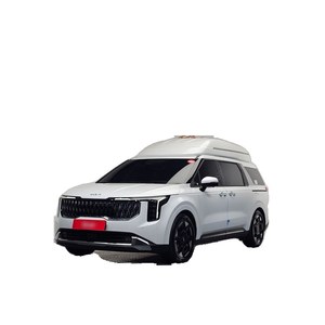 Kia Carnival 2024, 9 Pasajeros, Limusina de Techo Alto, Gasolina, Caja de Cambios Automática, Asientos de Cuero, 8,578 km, Volante a la Izquierda - Product Image 1