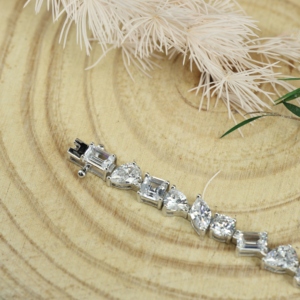 กำไลข้อมือเพชรโมอิสซาไนต์ทรงหลากหลาย S925 กำไลข้อมือสำหรับงานแต่งงาน กำไลข้อมือเพชรหรูหราทรงผสมผสาน ของขวัญสำหรับเจ้าสาว - Product Image 5