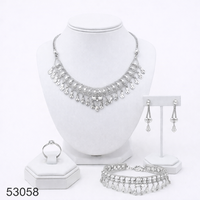 Ensemble collier et boucles d'oreilles pendantes élégants en zircon plaqué or, motif feuille tendance pour femme, avec chaîne corde de 16 pouces 53059