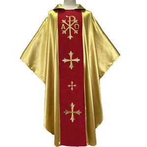 Casulla de Sacerdote en Satén Dorado con Bordado de Cruz, Diseño Personalizado 2026, Casulla Bordada de Alta Calidad con Nuevo Diseño - Product Image 1