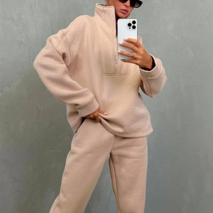 Conjunto Deportivo de 2 Piezas para Mujer, Sudadera con Cuello Alto y Media Cremallera, Pantalones Largos, Corte Holgado, Color Beige Sólido, Otoño - Product Image 1