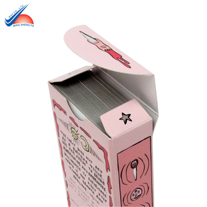 Boîte rigide personnalisée pour cartes de tarot ou d'oracle avec toucher doux et logo en relief - Product Image 4