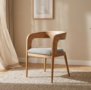 Chaise de salle à manger Diana haut de gamme en teck massif avec coussin en tissu gris pour sièges de restaurant de luxe - Product Image 6