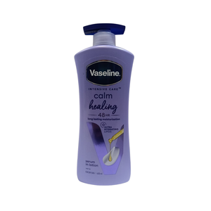 Lotion corporelle apaisante Vaseline Calm Healing, sérum hydratant 48 heures en lotion pour peaux sèches, 600 ml - Product Image 1
