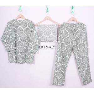 Conjunto de Pijama Elegante y Modesto para Mujer, 100% Algodón, Cuello Redondo, Estampado Floral, Ecológico, Cómodo, Suave, Pantalones y Camisa con Patrón Sólido - Product Image 5