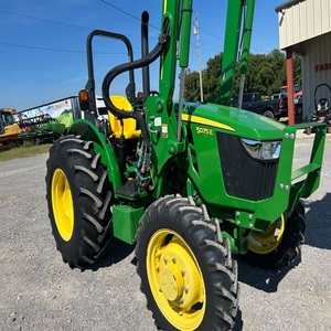 Tractor John Deere a Precio Económico para Agricultores que Buscan un Rendimiento Robusto, Fácil Manejo y Operación Confiable en el Campo - Product Image 3
