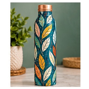 ขวดน้ำทองแดงลายดอกชบาสีแดง แบบพกพา พร้อมฝาทองแดง - Product Image 5