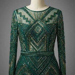 Vestido de Noche de Lujo Color Verde Esmeralda con Cuentas Hechas a Mano, Manga Larga, Cuello en V Profundo, Estilo Sirena, Vestido de Graduación, Venta al Por Mayor - Product Image 2