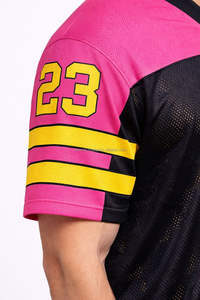 Nueva Camiseta de Fútbol de Compresión al Por Mayor de Fábrica, Unisex para Adultos, Manga Corta, Negra, Lisa, Transpirable, de Secado Rápido, Recién Llegada - Product Image 3