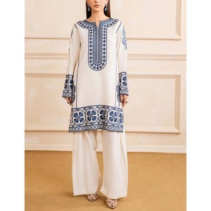 Shalwar Kameez en coton pour femmes, style traditionnel pakistanais, pour tous les jours et les fêtes, tissu doux et respirant, coupe ample, vêtements modestes. - Product Image 3