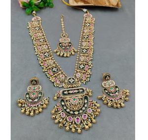 Ensemble collier, boucles d'oreilles et tikka plaqué or, design antique de haute qualité, charmant et tendance, pour femmes, pour fêtes et mariages - Product Image 2