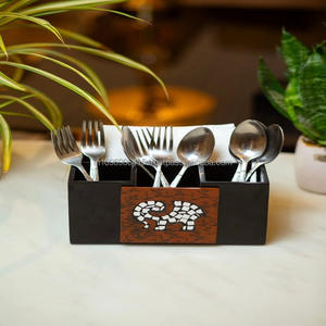 Cubiertos de Lujo Hechos a Mano con Tecnología de Vanguardia, Incluyendo Porta Servilletas, Disponibles en K S Exports para Fiestas en Casa - Product Image 1