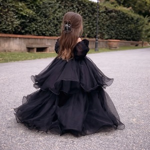 Vestido de Fiesta de Lujo para Niñas, Negro, con Capas, de Georgette, con Escote en V Profundo, Adornado con Lazo, Mangas Abullonadas, Estilo Princesa, para Bodas y Fiestas - Product Image 2