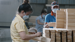 Paneles de Cajones de Madera de Caucho con Juntas Dentadas a Medida, Proveedor OEM de Vietnam de Piezas de Muebles de Madera Maciza - Product Image 6
