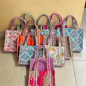 Sacs fourre-tout miniatures indiens imprimés au bloc, grands sacs à main matelassés en coton pour femmes, cadeau de voyage, cadeau de Noël pour elle - Product Image 2