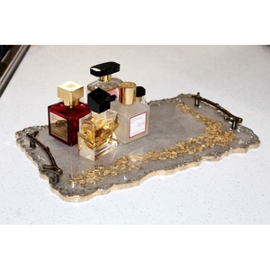 Bandeja de Servir Moderna de Resina con Asas, Bandeja Decorativa de Resina para el Hogar, Cocina y Restaurante a un Precio Accesible - Product Image 4