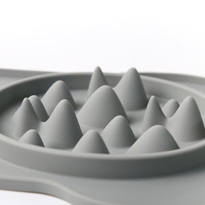 Alfombrilla de silicona 2 en 1 elevada para alimentación lenta y agua para perros con base antideslizante incluida, comedero de acero inoxidable para mascotas - Product Image 3