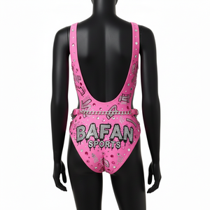 Maillot de bain une pièce pour femme en tissu Spandex premium, rouge et noir, avec empiècements latéraux en mesh, logo personnalisé par transfert thermique. - Product Image 5