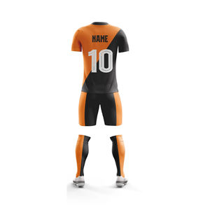 Maillot de football personnalisé pour adultes, nouveau modèle, manches courtes, ensemble personnalisé, 100% polyester, impression numérique, séchage rapide - Product Image 2