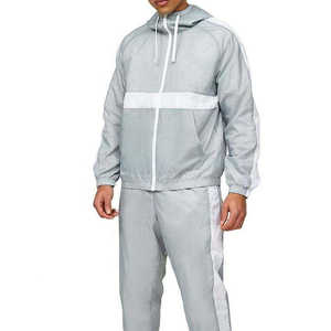 Ensemble survêtement coupe-vent homme personnalisé bicolore 2 pièces : veste à capuche et pantalon – Tenue de sport décontractée streetwear - Product Image 5