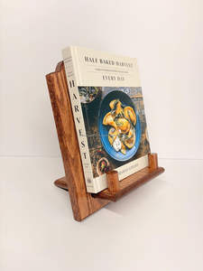 Support de livre de cuisine en bambou pour les acheteurs soucieux de l'environnement, offrant une résistance durable et un design léger - Product Image 6