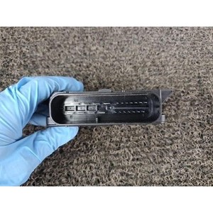 ECU และโมดูลคอมพิวเตอร์มือสองสำหรับรถยนต์ซีรีส์ 5 รุ่น EB685370301 - Product Image 4