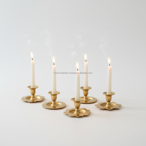 Candelabro de Aluminio Premium Hecho a Mano con Recubrimiento de Níquel, Portavelas Cónico Personalizable para Navidad, Novedad 2026 - Product Image 1