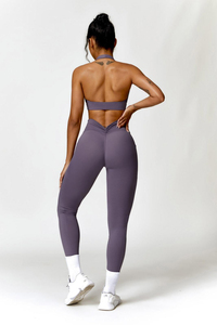 Sujetador deportivo halter morado para mujer con espalda cruzada, diseño sin aros y sin costuras, de elastano y poliéster, para todas las estaciones - Product Image 6