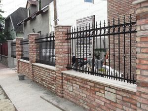 Paneles de Cerca Metálica de Hierro Forjado de Alta Resistencia para Entradas de Vehículos, Jardines, Edificios Comerciales y Propiedades Residenciales - Product Image 6
