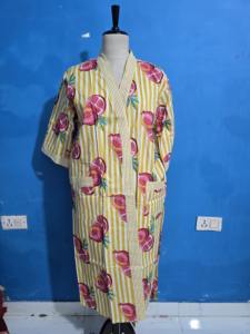 Robes Kimono en Coton Jaune à Imprimé Fruits, Magnifiques Robes de Demoiselle d'Honneur Kimono, Peignoirs Faits Main à Impression au Bloc pour Femmes, Cadeau Kimono - Product Image 4