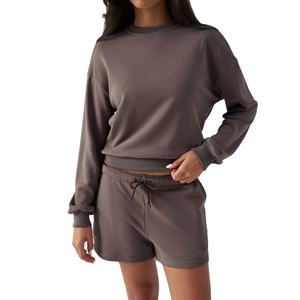 Femmes 2025 décontracté automne Jogging costume à manches longues pour salon ensemble avec au-dessus du genou Shorts solide motif correspondant tenues - Product Image 3