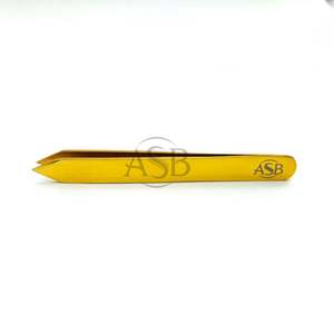 Pinza Profesional para Cejas con Punta Puntiaguda en Forma de Flecha de Acero Inoxidable con Impresión de Logotipo Personalizado Servicio OEM - Product Image 1