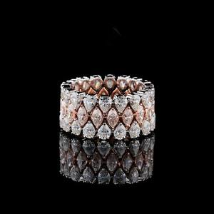 Anillo de Eternidad de Moissanita Personalizado en Plata de Ley 925, Corte Brillante Ovalado, para Hombre y Mujer - Product Image 5