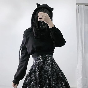 Haut à capuche noir à imprimé animal avec oreilles de chat, éco-responsable, à manches courtes et épaules dénudées, style gothique punk, streetwear, séchage rapide, pour l'automne - Product Image 6