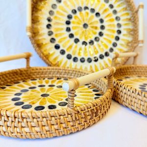 Juego de 3 bandejas de servir de ratán con incrustaciones de nácar hechas a mano – Bandejas decorativas para mesa de centro para la decoración del hogar en la sala de estar - Product Image 2