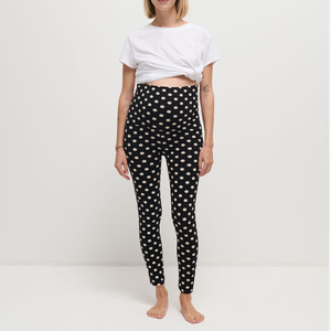 Pantalon de yoga de maternité respirant en nylon et élasthanne, grande taille, pour femmes enceintes, avec poches intégrées, vente en gros personnalisée - Product Image 2