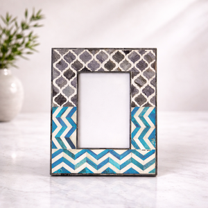 กรอบรูปโมเสคเรขาคณิตลายเชฟรอนสีน้ำเงินแนวตั้ง ของตกแต่งทำมือสำหรับวางบนโต๊ะ ของตกแต่งบ้าน ของขวัญ - Product Image 3