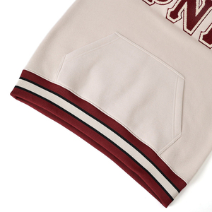 เสื้อสเวตเชิ้ตคอกลมปักลาย DST Crimson & Cream Crest Pocket Chenille แบบยูนิเซ็กส์ สไตล์ Preppy ผ้าถักนิตติ้งจากผ้าฝ้าย - Product Image 4