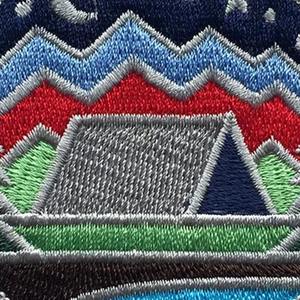 Parches Bordados Personalizados de Alta Calidad en Oferta, Diseño Personalizado con el Mejor Estilo, Parches Bordados para Prendas Lac - Product Image 3