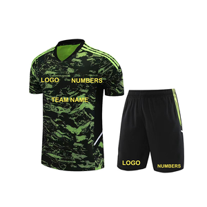 Uniformes de Fútbol Personalizados con Impresión Deportiva, Secado Rápido, Transpirables y Económicos, Camiseta de Fútbol Rosa - Product Image 3