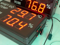 Pantalla LED Industrial de Temperatura y Humedad para Centro de Datos - Modbus RS485/RJ45/TCP - Software SCADA Gratuito |   AT-THMT-S OEM Disponible